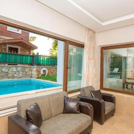 Dilara Goecek'te Luex Villa Fethiye